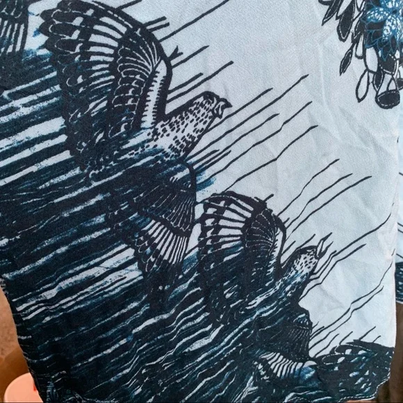 Free people size XS blue bird and feather top - Picture 7 of 9